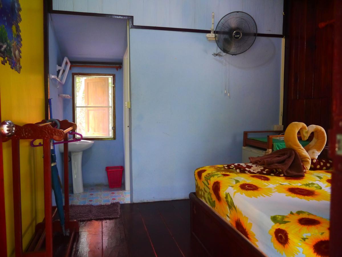 Mata Guesthouse Ko Kut Exterior foto